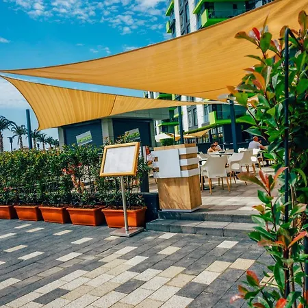 Appartement Harris Alezzi Beach 3*